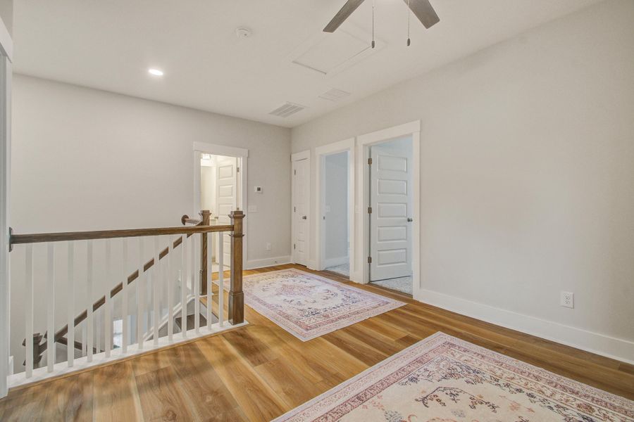Spacious, unfurnished interior of a new home in Pamlico Terrace, Awendaw (Image 32).