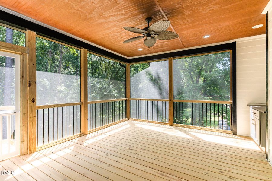 026_dsc00019-edit_270