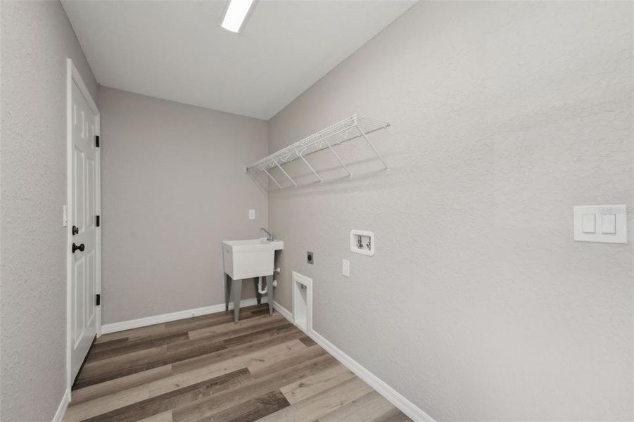 Spacious, unfurnished interior of a new home in , Brooksville (Image 35). Spacious, unfurnished interior of a new home in , Brooksville (Image 35).