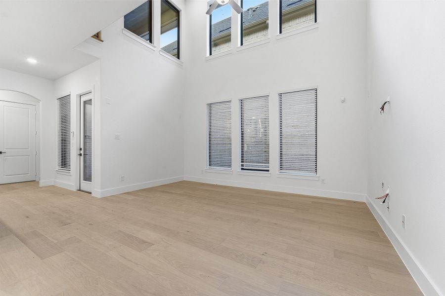 Spacious, unfurnished interior of a new home in Craig Ranch, McKinney (Image 18). Spacious, unfurnished interior of a new home in Craig Ranch, McKinney (Image 18).