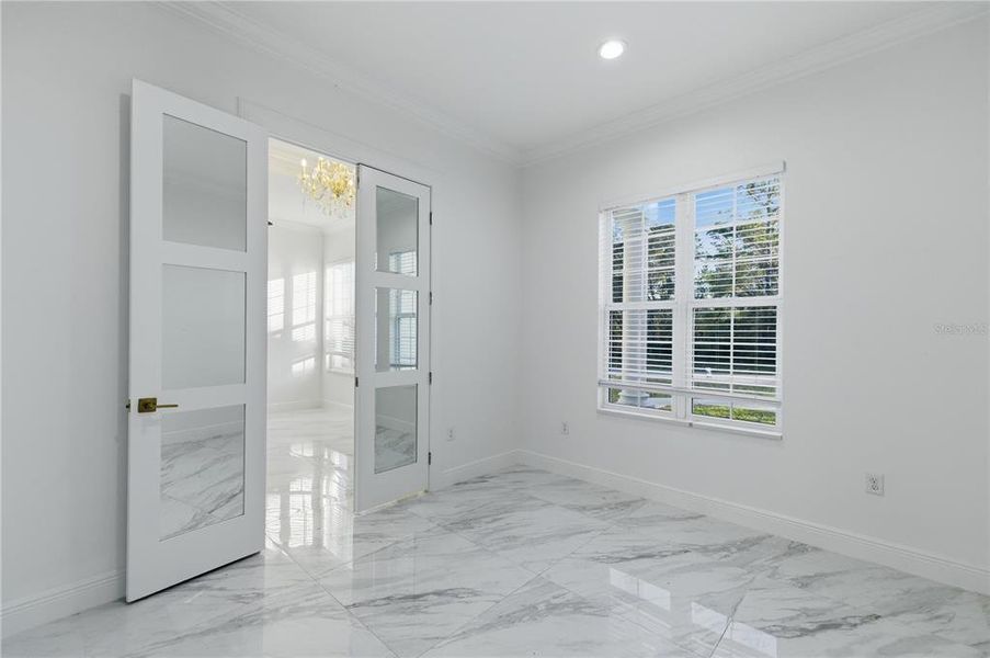 Spacious, unfurnished interior of a new home in , Ocala (Image 17).