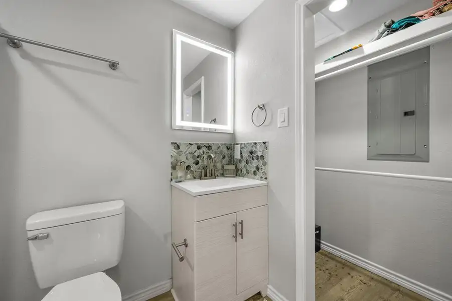 Furnished interior view inside a new home in , Joshua (Image 8).