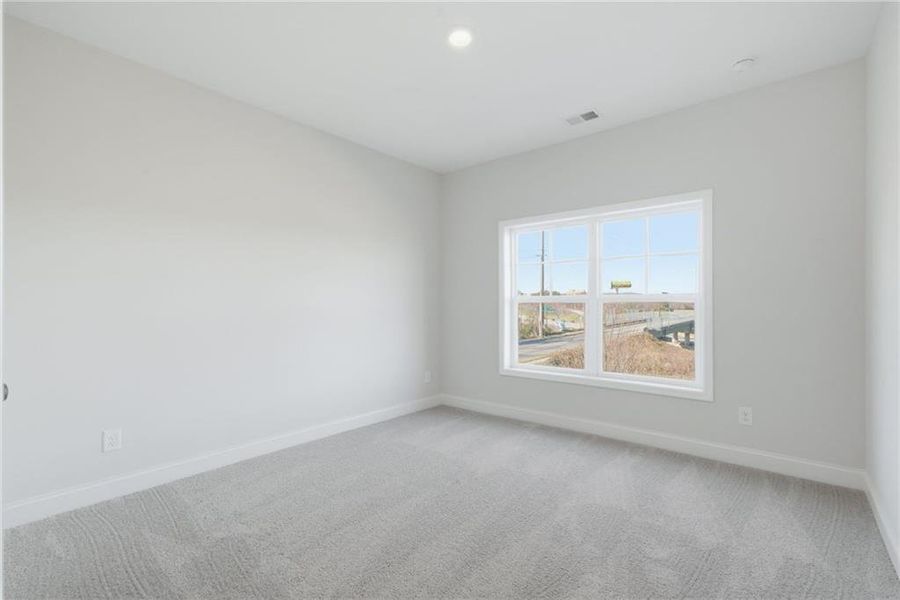 Spacious, unfurnished interior of a new home in Serenity, Hapeville (Image 20).