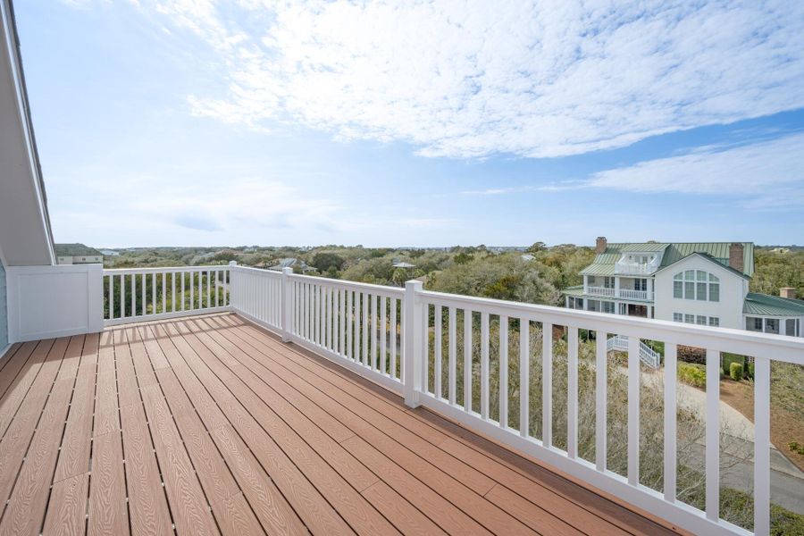 Exterior details and patio area of a home in , Georgetown (Image 3).