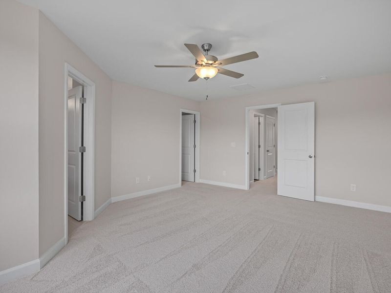 Spacious, unfurnished interior of a new home in Springvale, Willow Spring (Image 16).