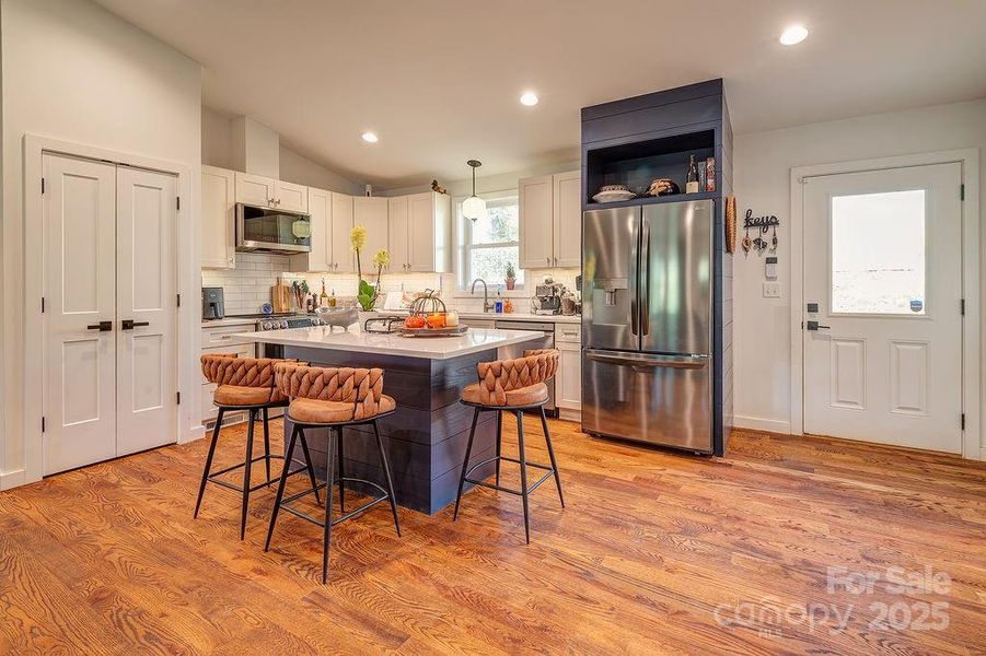 Furnished interior view inside a new home in , Fairview (Image 7).