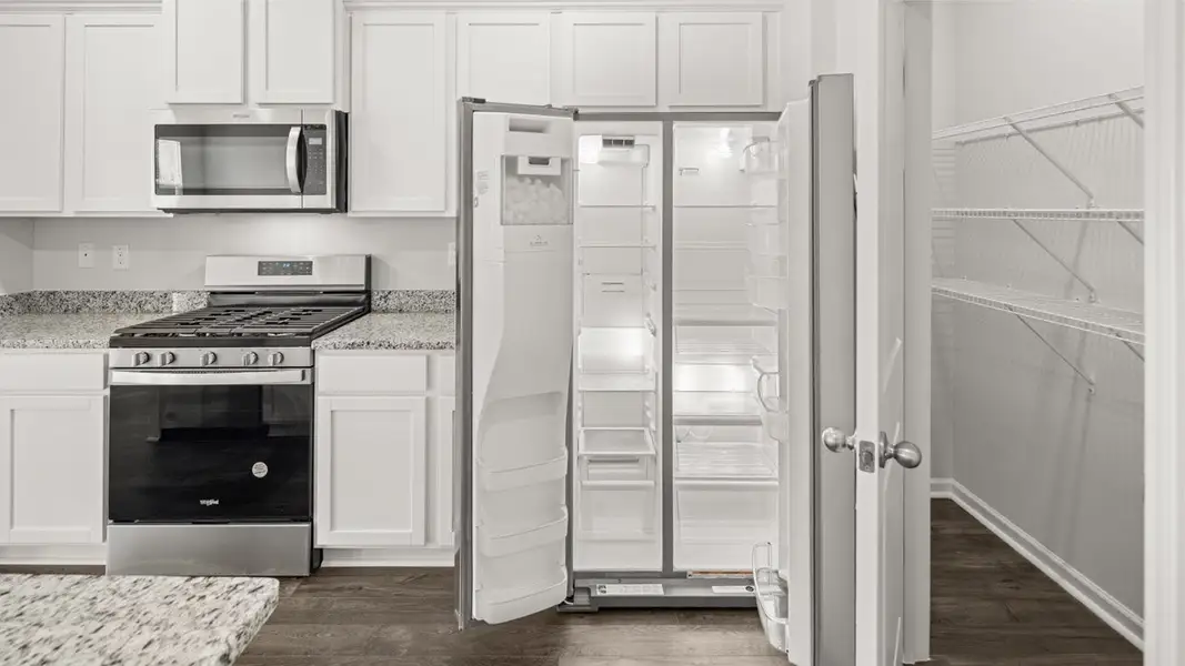 Furnished interior view inside a new home in The Abbey at Trolley Run Station, Aiken (Image 8).
