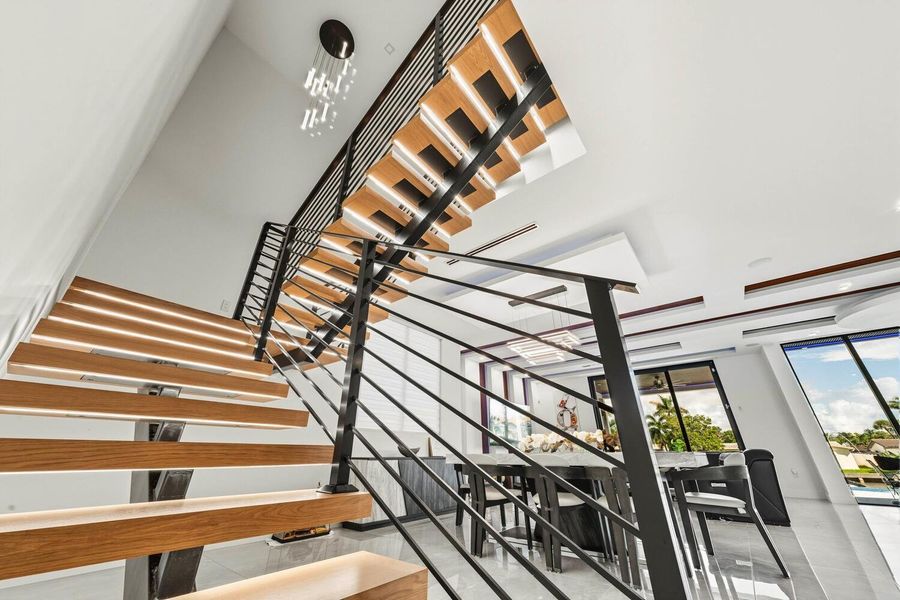 Image 66 of a home in .