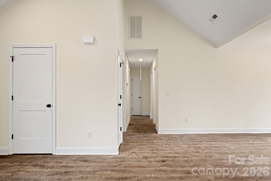 Spacious, unfurnished interior of a new home in , Rock Hill (Image 20).