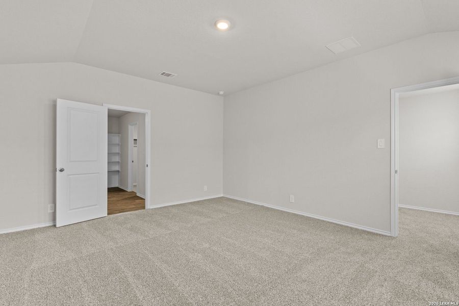 Spacious, unfurnished interior of a new home in Redbird Ranch, San Antonio (Image 29). Spacious, unfurnished interior of a new home in Redbird Ranch, San Antonio (Image 29).