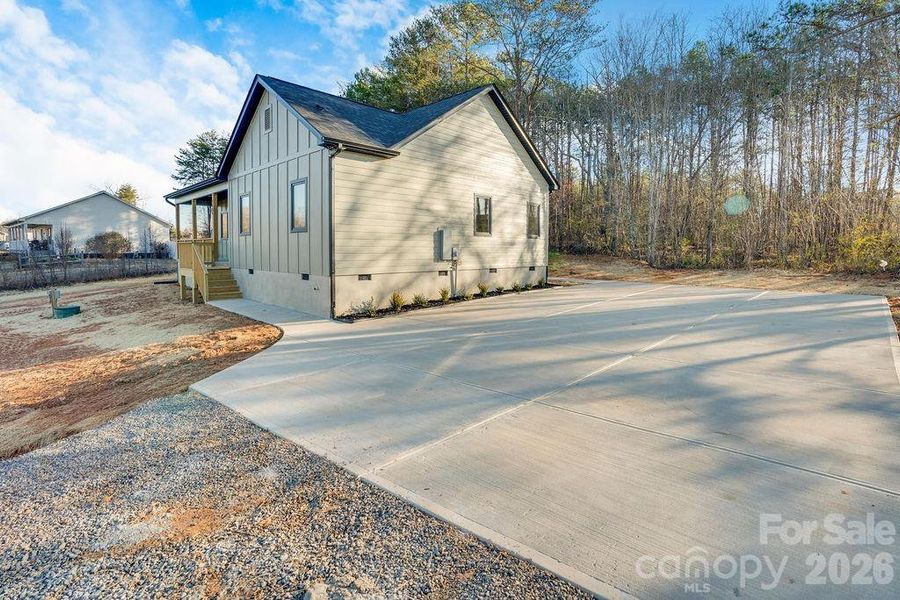 Image 26 of a home in .