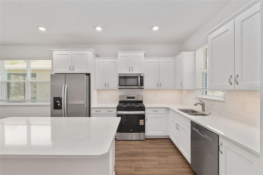 Furnished interior view inside a new home in , Ocala (Image 7).