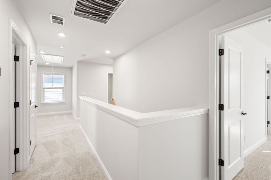 Spacious, unfurnished interior of a new home in Salem Bay, Beaufort (Image 30).