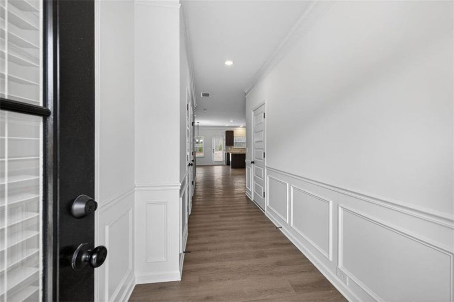 Spacious, unfurnished interior of a new home in Fuller Station, Loganville (Image 11).