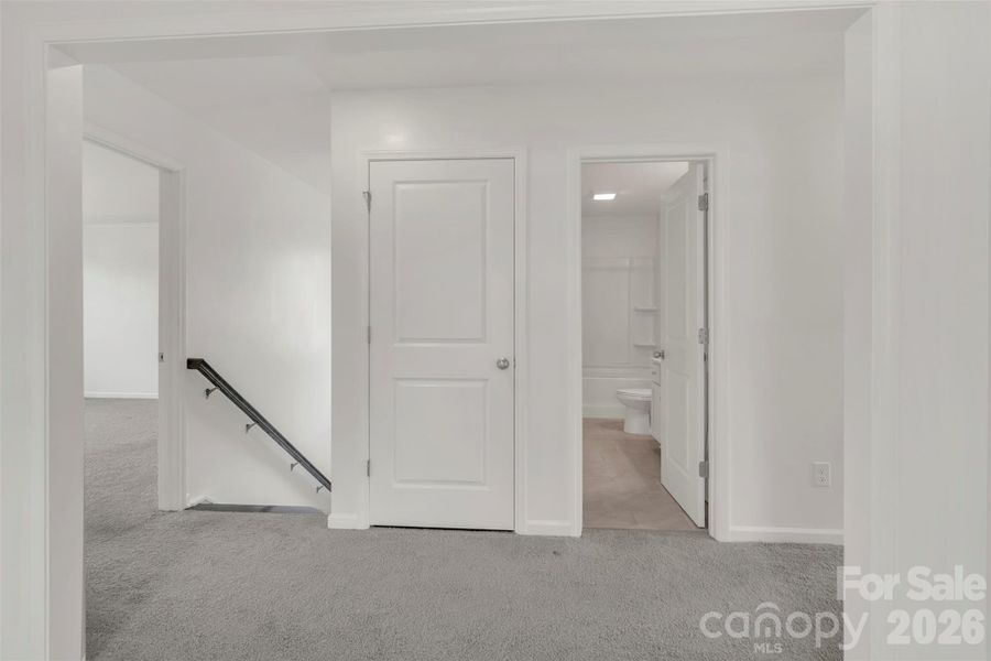 Spacious, unfurnished interior of a new home in Edgewater - The Links, Lancaster (Image 25).