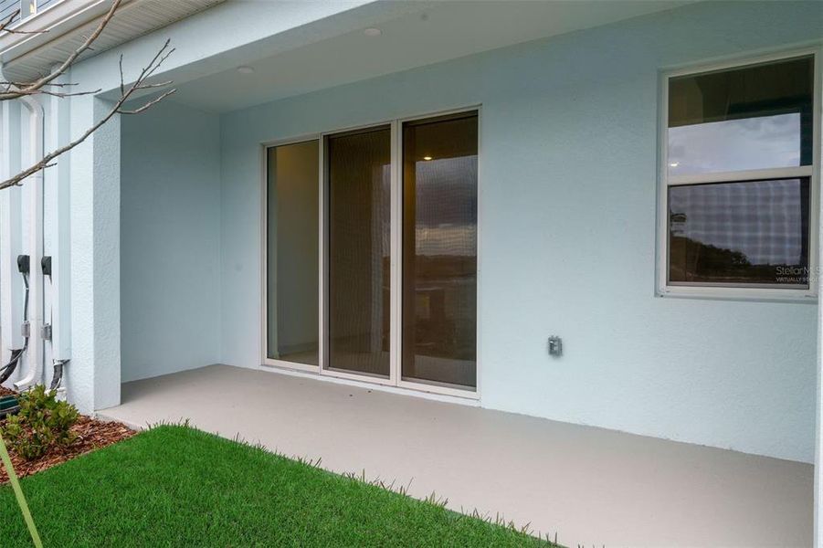 Exterior details and patio area of a home in Shores at Mirada, San Antonio (Image 3).