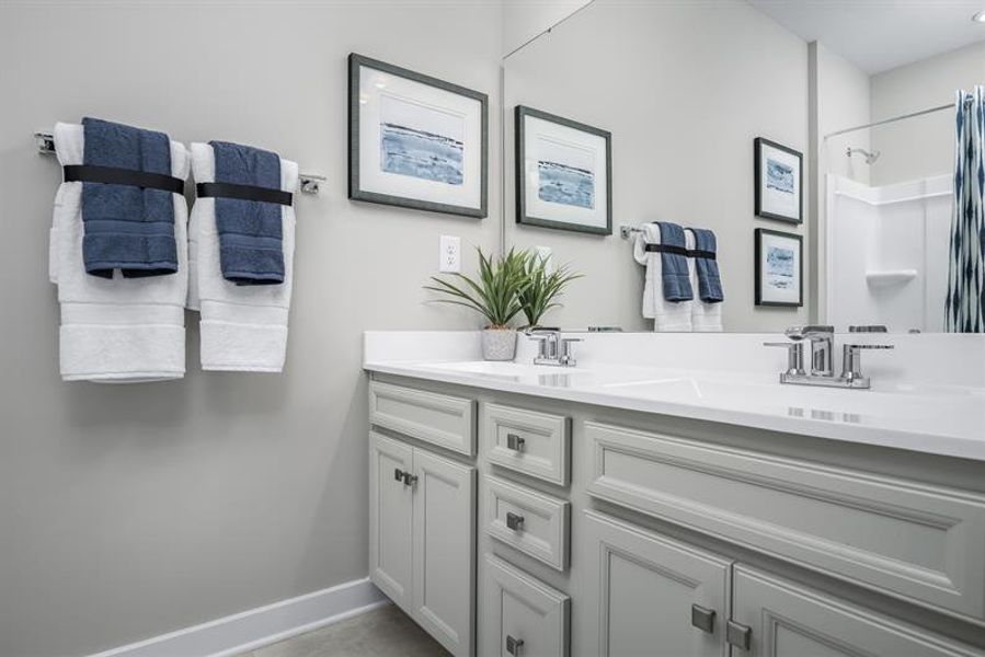 Representative furnished interior of a home built from the Palladio Ranch by Ryan Homes in Ravenfield, Charlotte (Image 32).