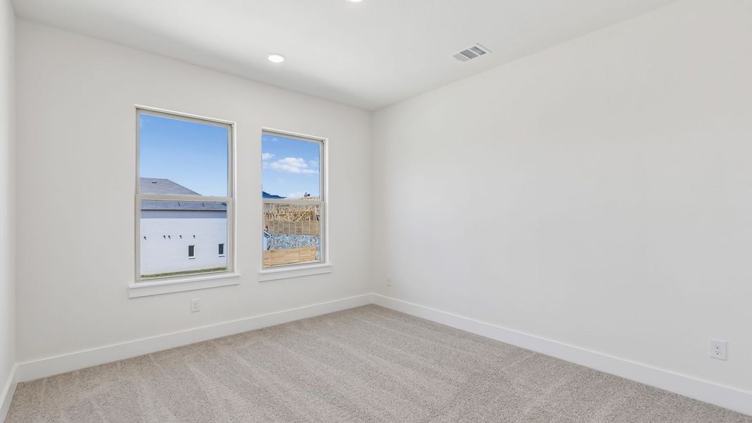 Spacious, unfurnished interior of a new home in Painted Tree 50' Series, McKinney (Image 26).
