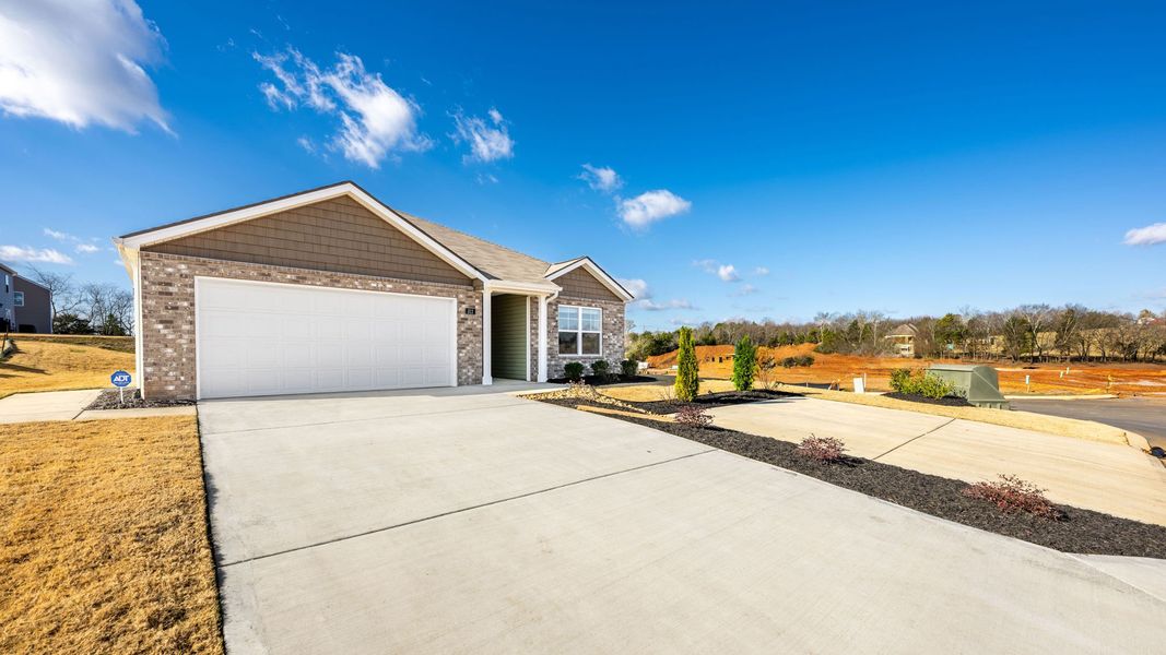 Image 35 of a home in Owensby Farms. Image 35 of a home in Owensby Farms.