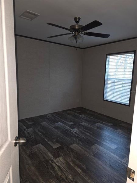 Spacious, unfurnished interior of a new home in , Spring Hill (Image 13).