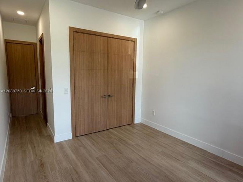 Spacious, unfurnished interior of a new home in , Fort Lauderdale (Image 35). Spacious, unfurnished interior of a new home in , Fort Lauderdale (Image 35).