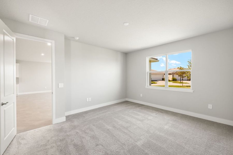 Spacious, unfurnished interior of a new home in Sunstone at Wellen Park, Venice (Image 12).