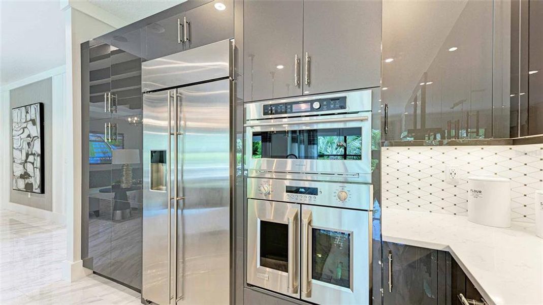 Furnished interior view inside a new home in Cresswind Lakewood Ranch, Lakewood Ranch (Image 24). Furnished interior view inside a new home in Cresswind Lakewood Ranch, Lakewood Ranch (Image 24).