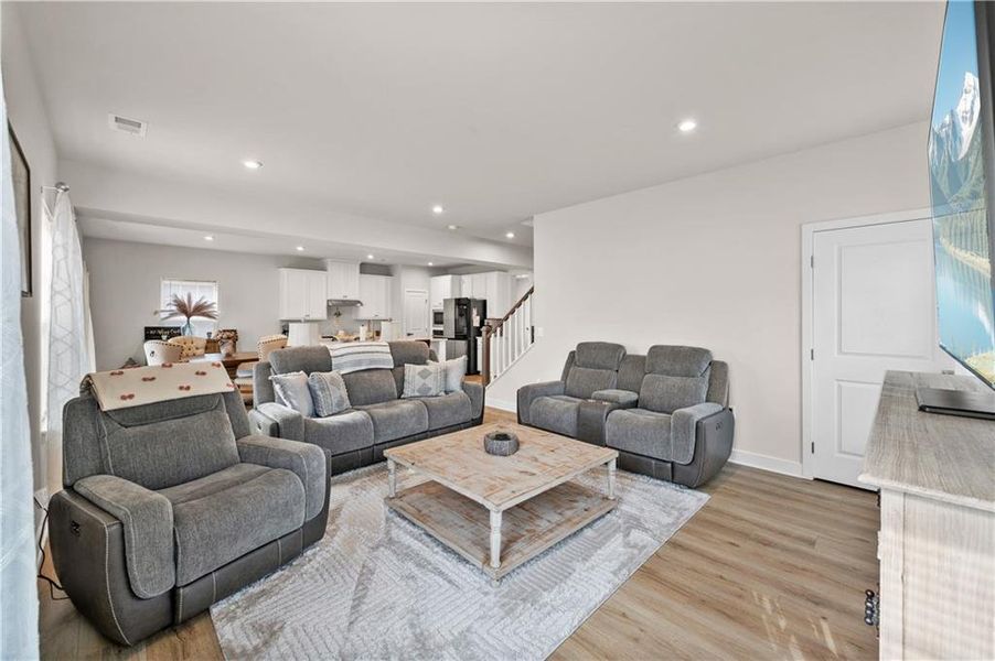 Furnished interior view inside a new home in , Calhoun (Image 20).