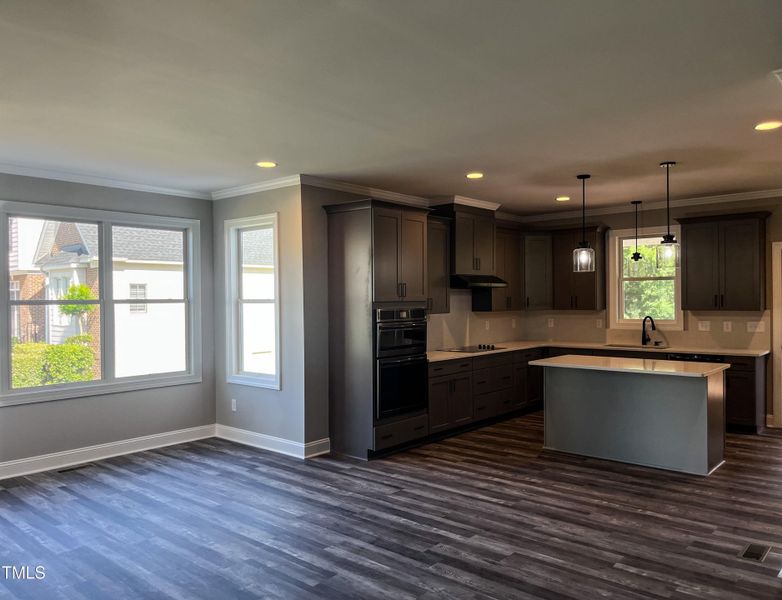 14D03D51-ED54-4043-9AA2-0F4ABD3F49CF