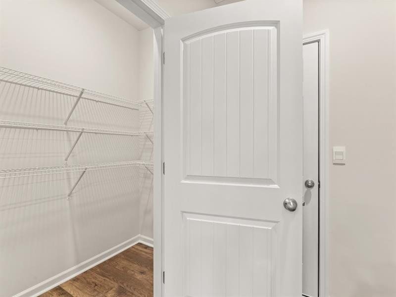 Spacious, unfurnished interior of a new home in Northwoods at Mirror Lake, Villa Rica (Image 33).