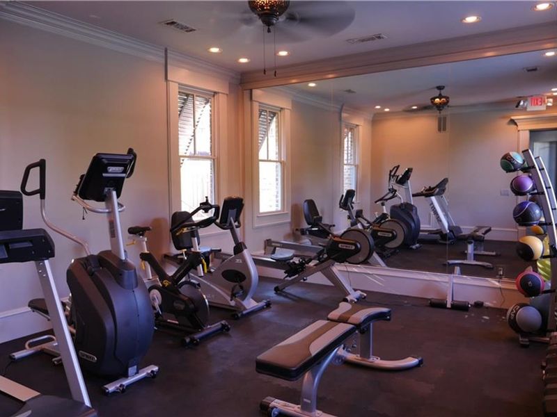 Community amenities in The Village at Towne Lake, Woodstock (Image 81).