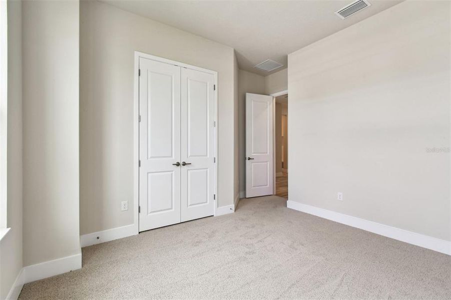 Spacious, unfurnished interior of a new home in Waterset Classic Series, Apollo Beach (Image 31).