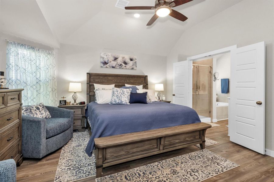 Here is another view showcasing your double door entry into your Primary Bathroom. Here is another view showcasing your double door entry into your Primary Bathroom.