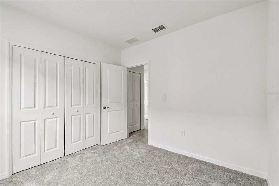 Spacious, unfurnished interior of a new home in Southpointe, Palmetto (Image 18).