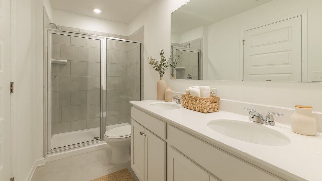 Representative furnished interior of a home built from the Norris by D.R. Horton in Benteen Reserve, Atlanta (Image 11).