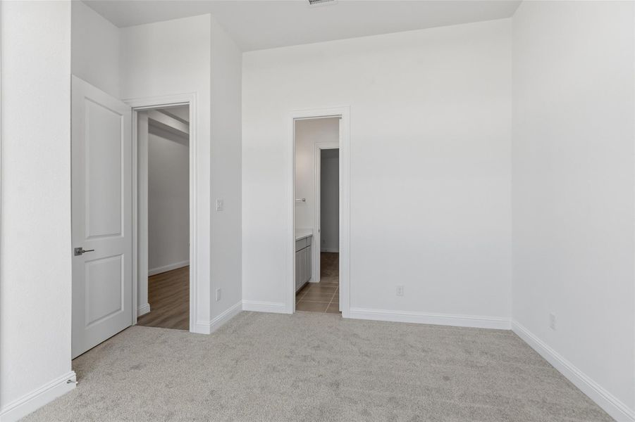 Spacious, unfurnished interior of a new home in Sundance Cove, Crosby (Image 28). Spacious, unfurnished interior of a new home in Sundance Cove, Crosby (Image 28).