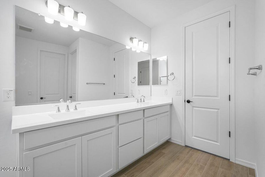 17812 W LUKE Avenue - Ready Now! 17812 W LUKE Avenue - Ready Now!