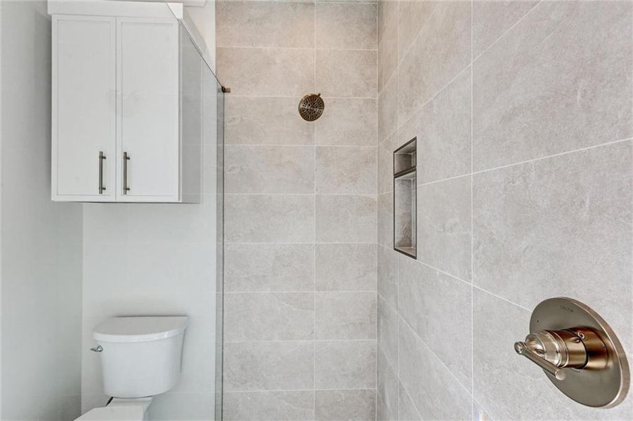 Image 52 of a home in .