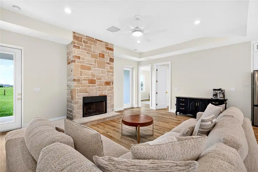Furnished interior view inside a new home in , Bushnell (Image 19).