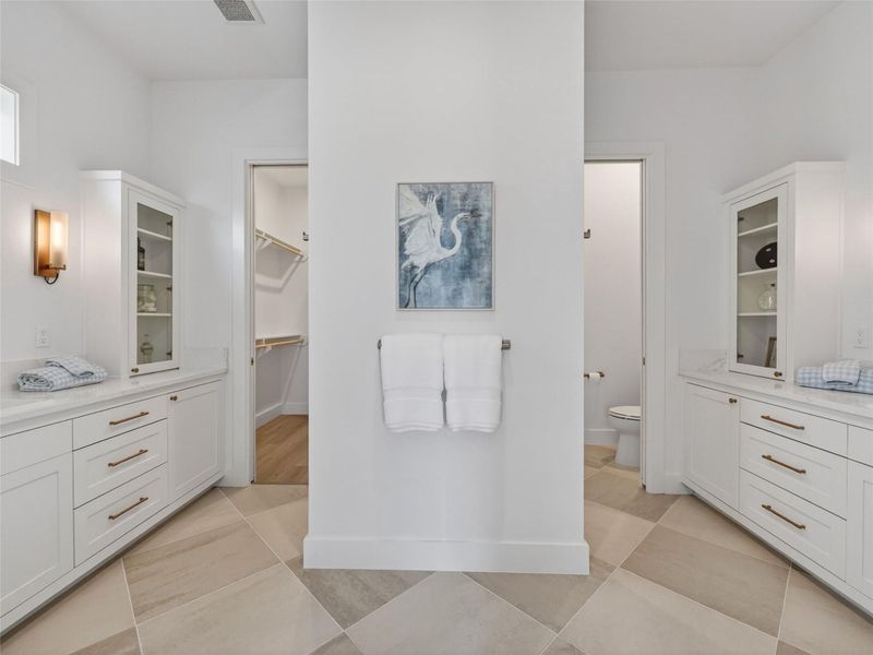 Furnished interior view inside a new home in , Port Aransas (Image 13).