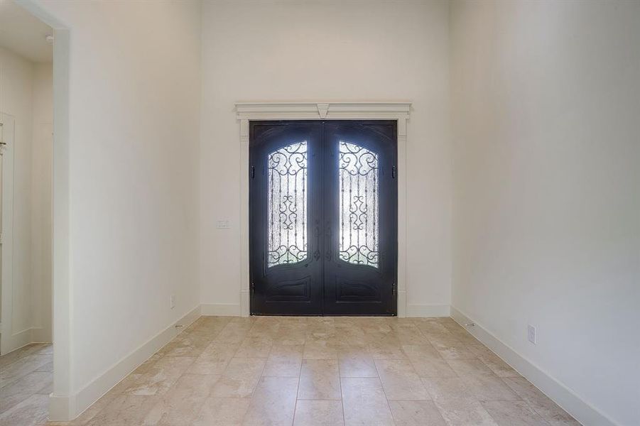 Spacious, unfurnished interior of a new home in , Fort Worth (Image 27). Spacious, unfurnished interior of a new home in , Fort Worth (Image 27).