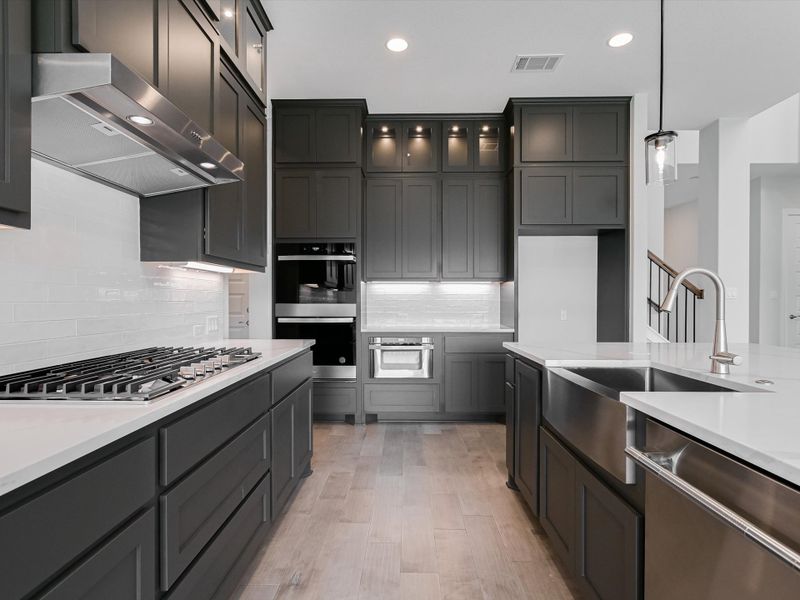 Representative furnished interior of a home built from the Topaz II by Giddens Homes in Riverstone, Georgetown (Image 66).