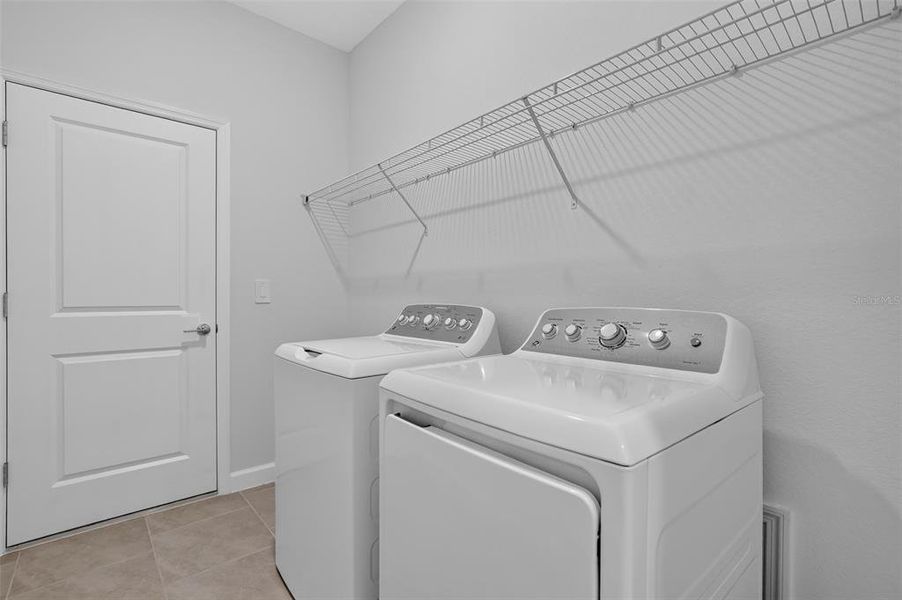 Close-up of interior finishes inside a home in Lennar at Turnleaf, Punta Gorda (Image 8).