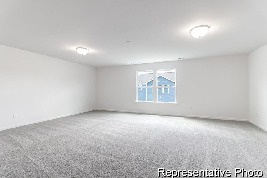 Spacious, unfurnished interior of a new home in , St. George (Image 18).