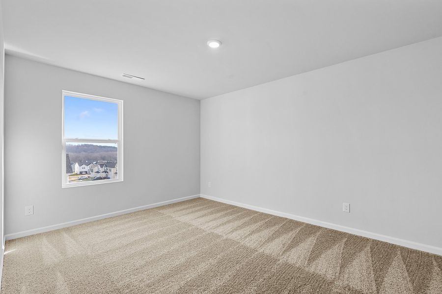 Spacious, unfurnished interior of a new home in Hanes Lake, Winston-Salem (Image 32).