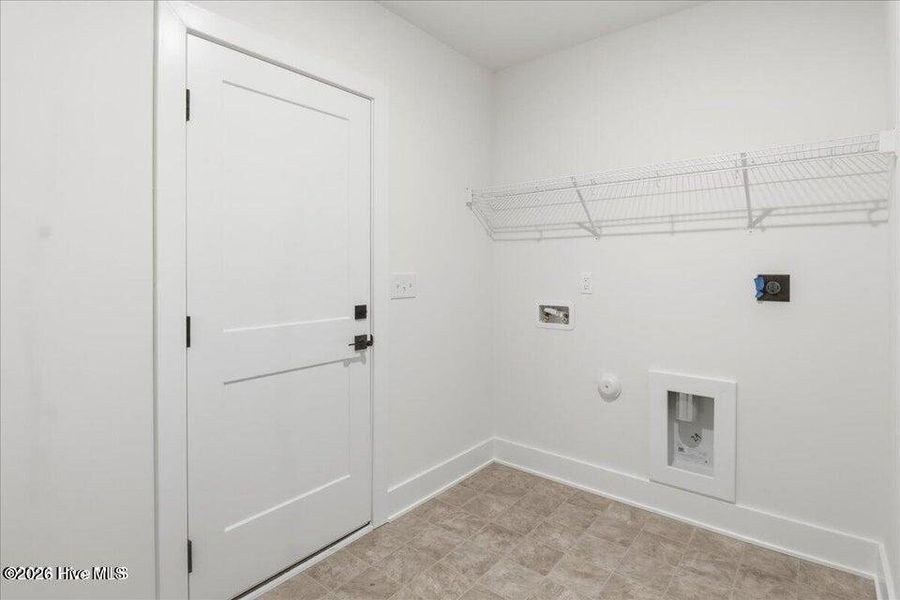 Spacious, unfurnished interior of a new home in Wood Creek Landing, Leland (Image 23).