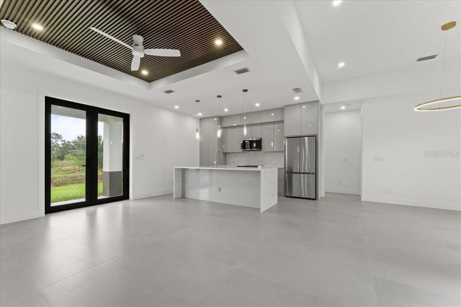 Spacious, unfurnished interior of a new home in , Lehigh Acres (Image 24).