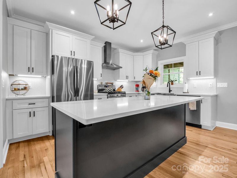 Furnished interior view inside a new home in , Columbus (Image 6).