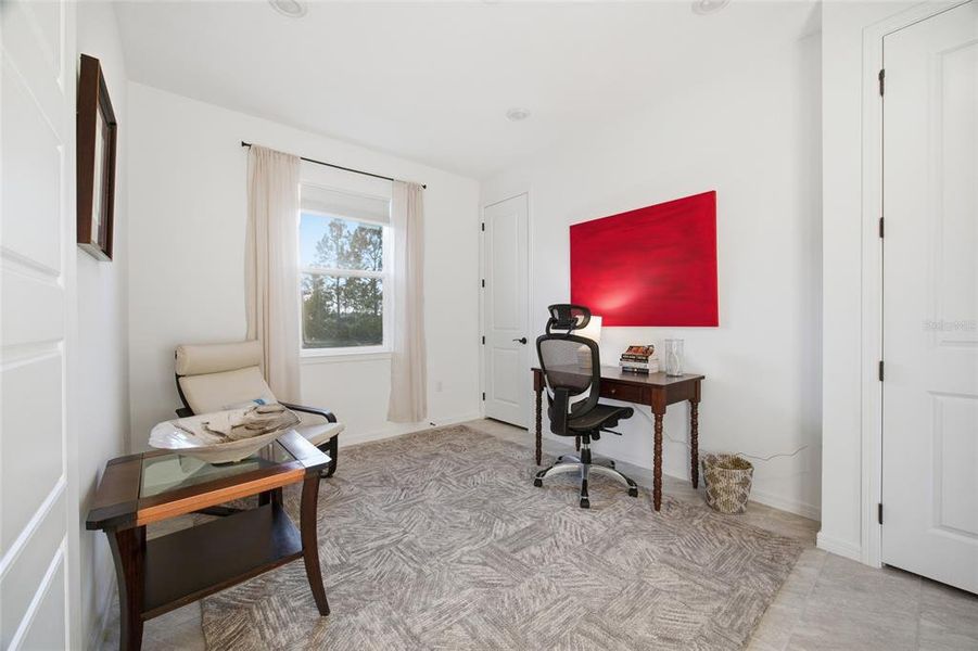 Furnished interior view inside a new home in Del Webb Stone Creek, Ocala (Image 19). Furnished interior view inside a new home in Del Webb Stone Creek, Ocala (Image 19).