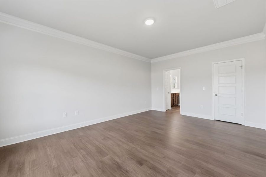 Spacious, unfurnished interior of a new home in Sullivans Reserve, Walkertown (Image 59).